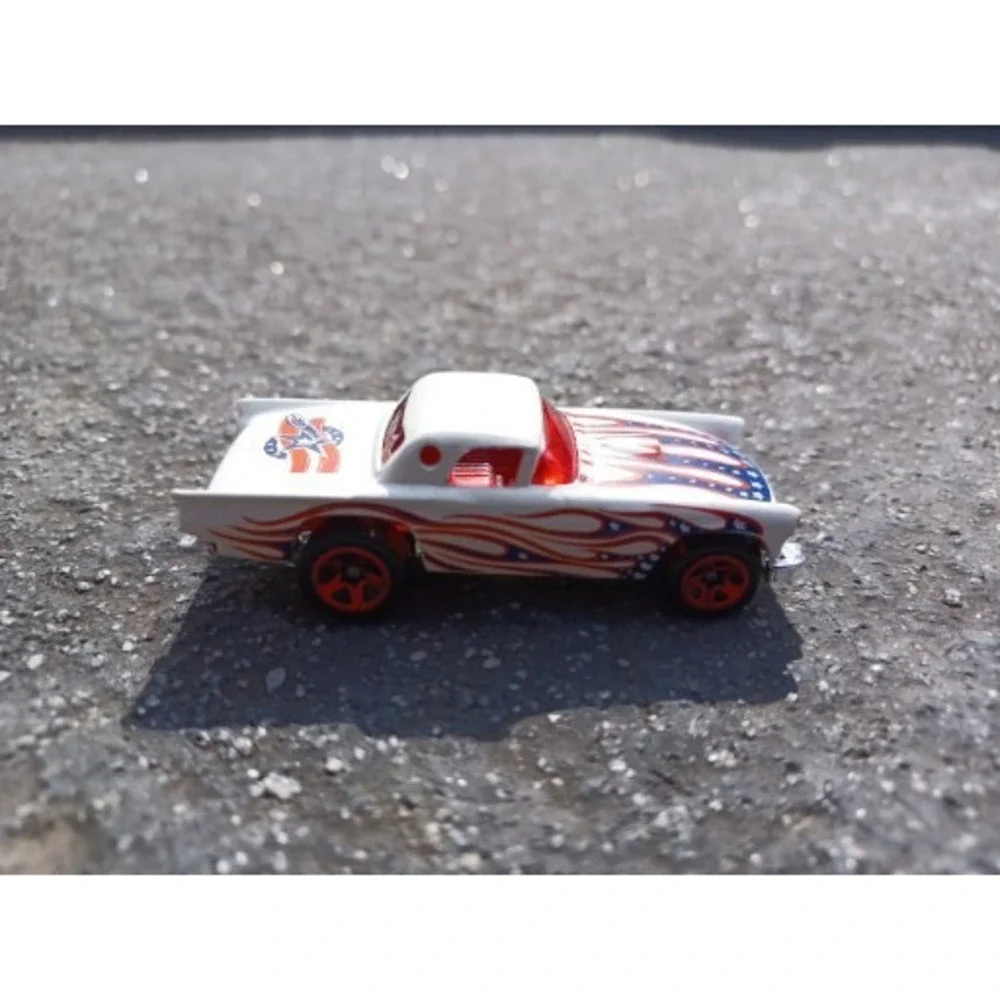 Vintage 1977 Hot Wheels Thailand 57 T Bird Rare White Stars Flames Blue/Red